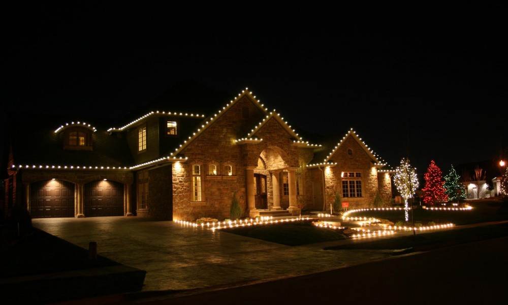 crofton christmas light installation